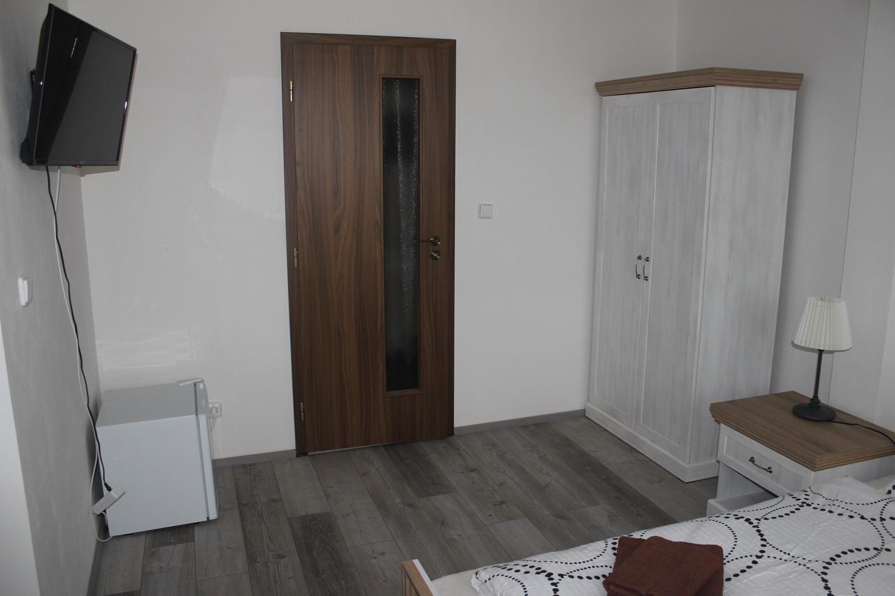 Penzion Vesely Zelezny Brod Dış mekan fotoğraf